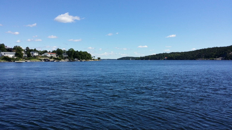 Utsikt från pir vid Breviks hamn. Foto Lidingö stad