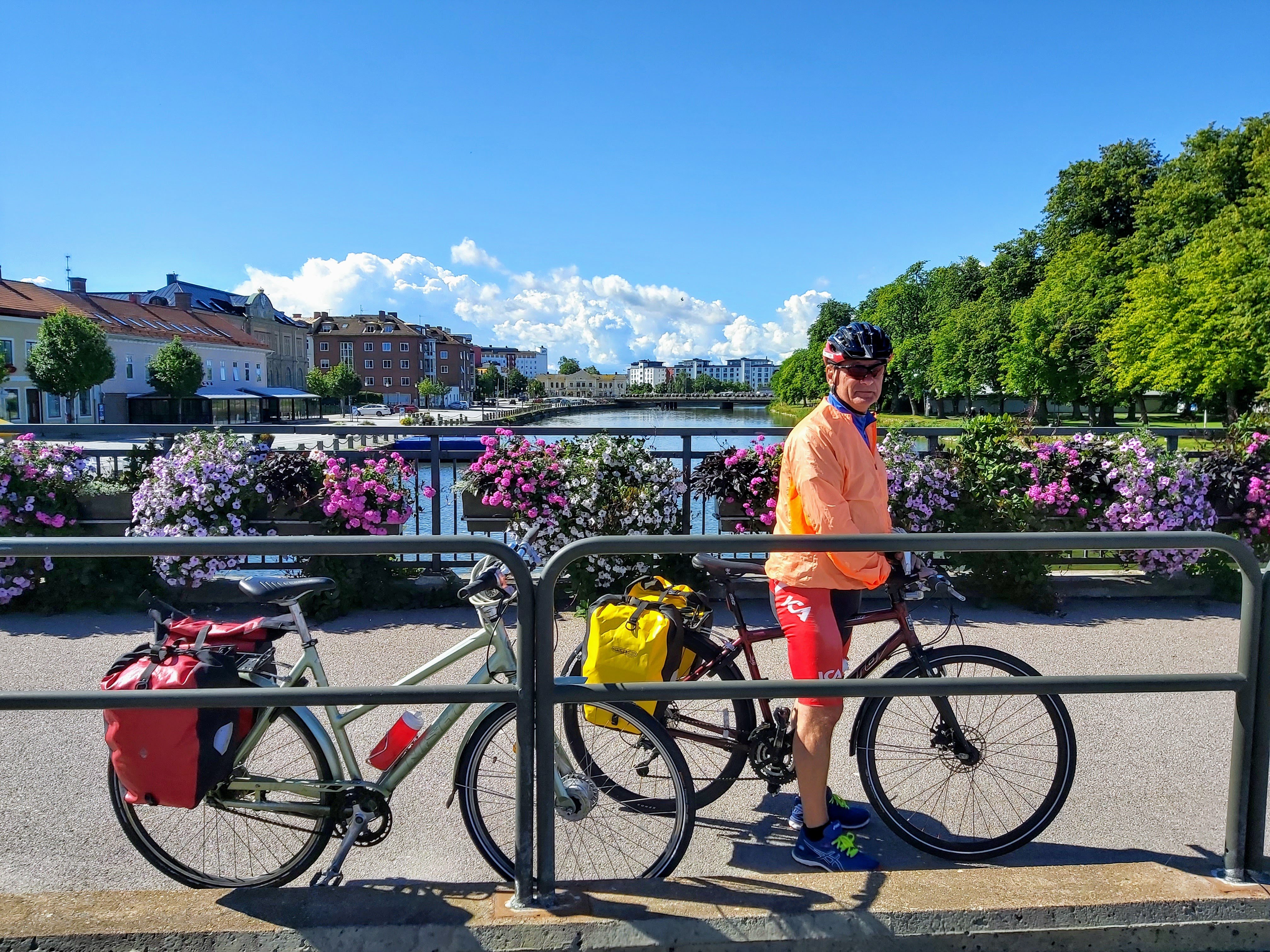 Cycling package with Vänerleden