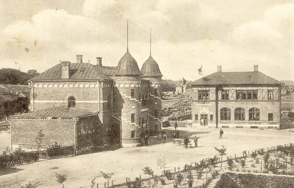 Järnvägsområdet.