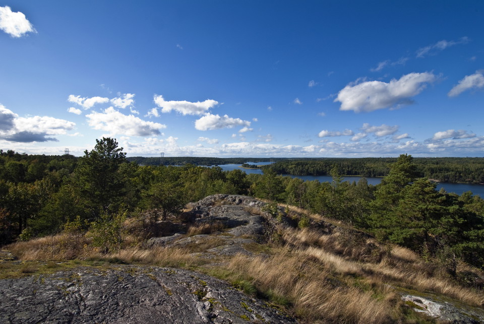 Vy över Mälaren och Ekerölandet.