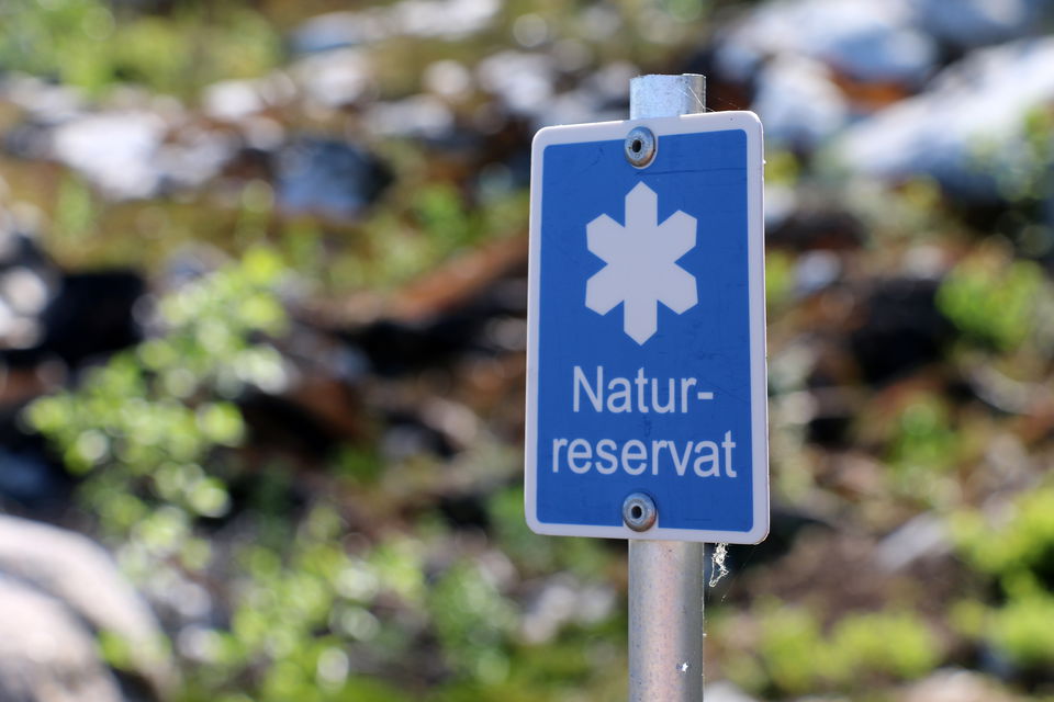 Naturreservatsmarkering.