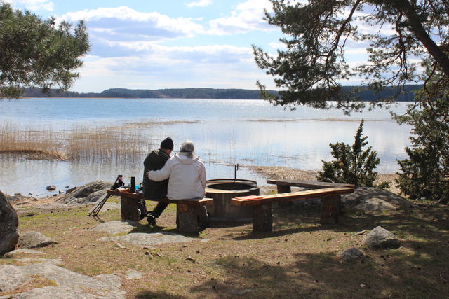 Eldplats på södra Kärleksudden i Yttereneby naturreservat