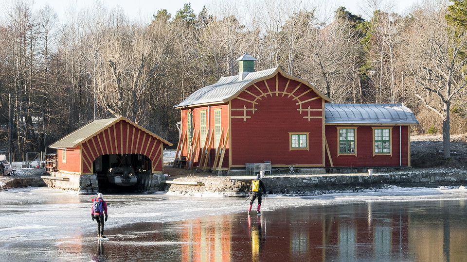 Skridskoåkning vid Täcka udde.Foto Bo Vading