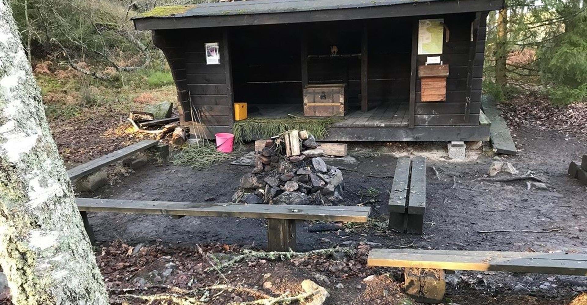 Vindskydd vid Dalmyrasjön
Etapp: Mauritsberg-Dalmyrasjön och Dalmyrasjön-Skirsjön
Norrköping