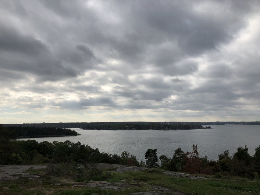 Utsikten från Kvarnberget på Bogesund.