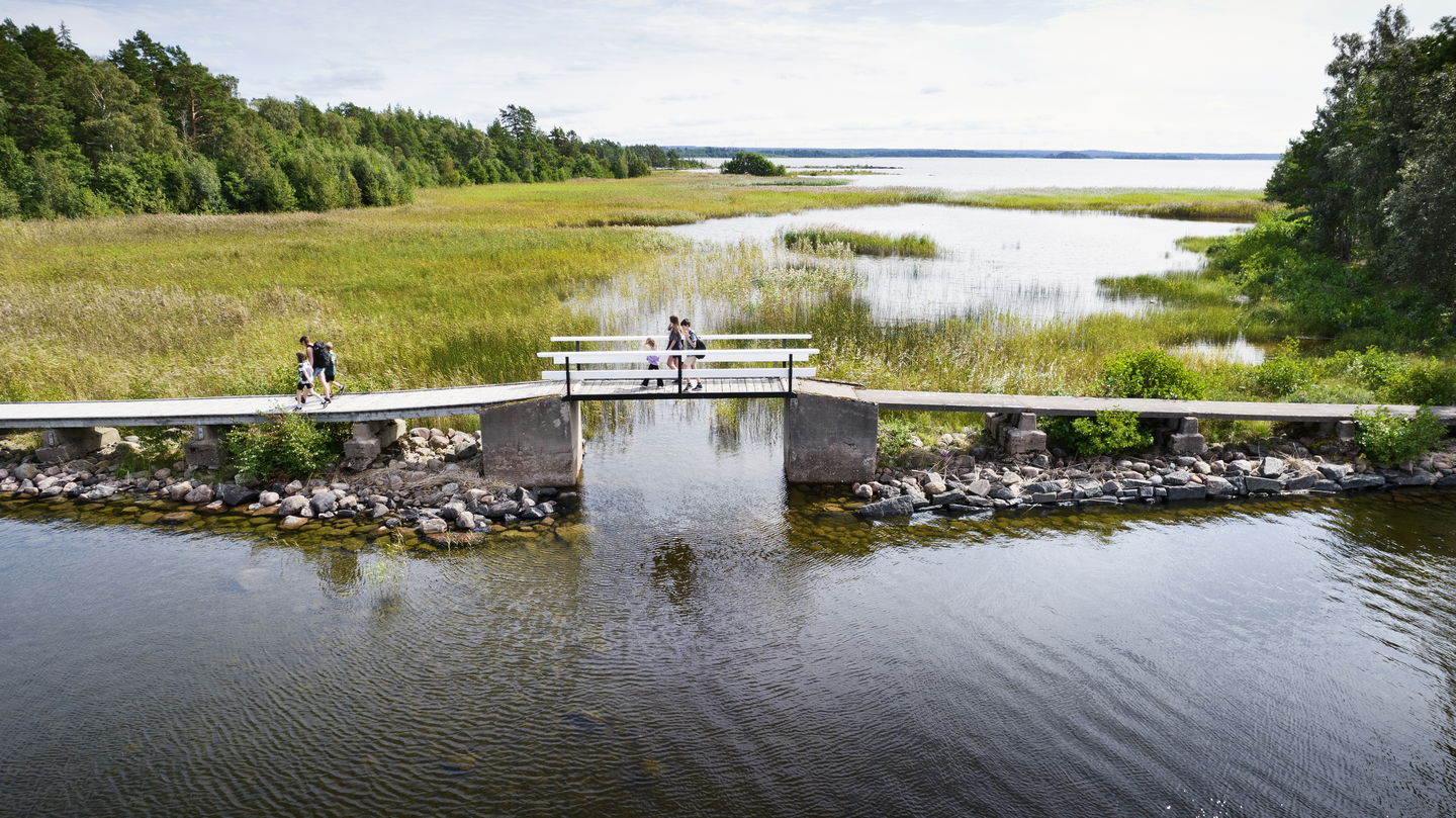 Vandra på öar i Vänern