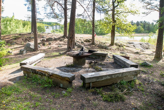 Grillplats vid Magelungen Rågsveds naturreservat