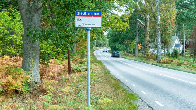 Busshållplats Slätthammar Almö naturreservat N