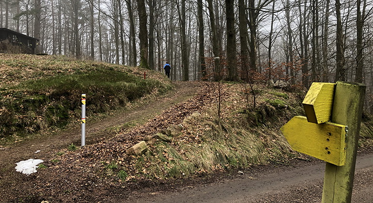 Ullstorpsslingan (4,6 km, gul).