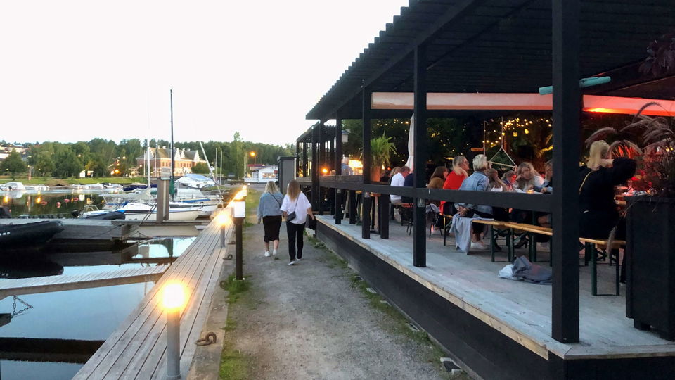 Promenad längs Söderhamnsån och norra Hamnen
