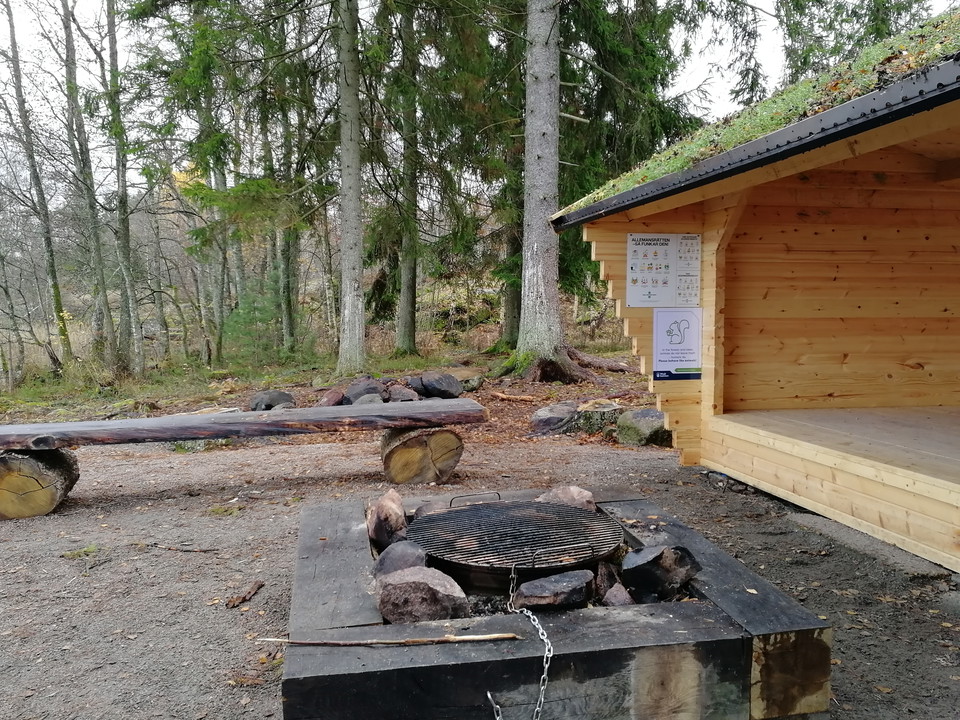 Grill med sittplatser