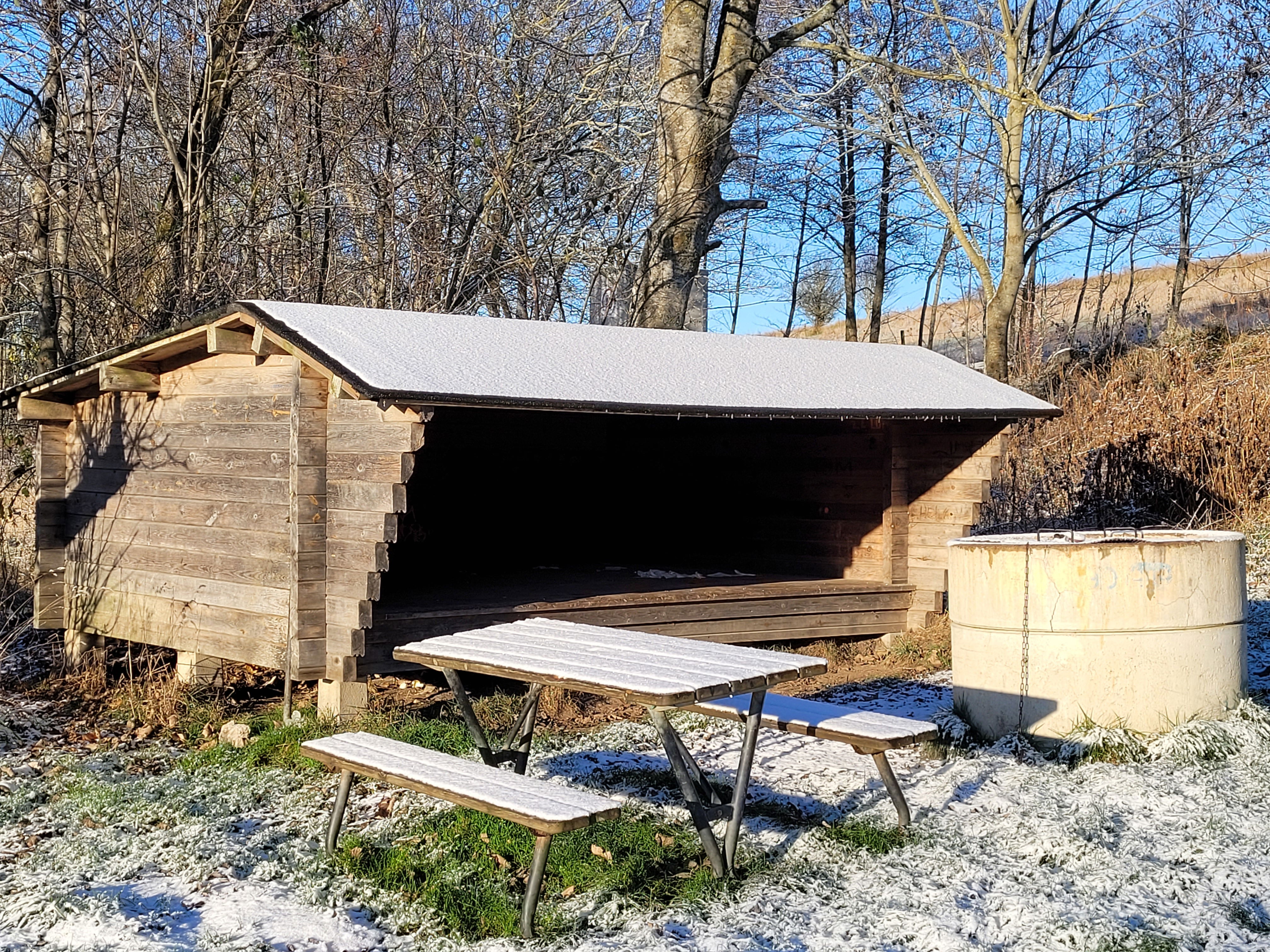Använd i första hand anvisade grillplatser.