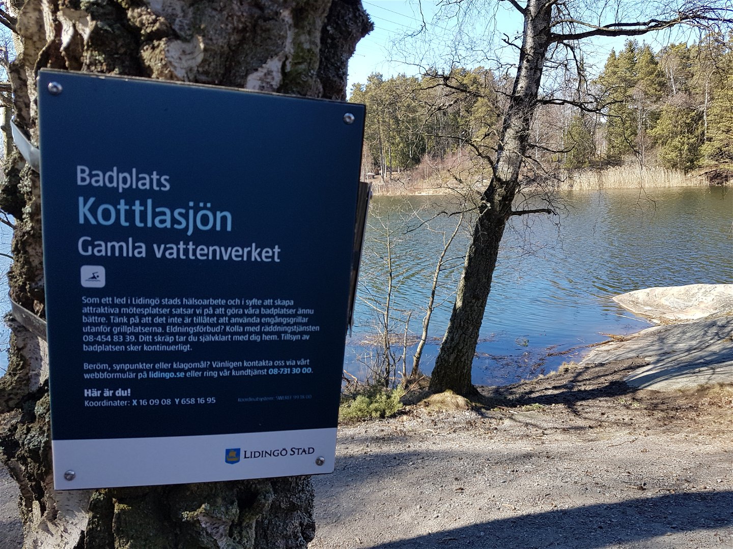 Badplats vid Gamla Vattenverket i Kottlasjön. Foto Lidingö stad.