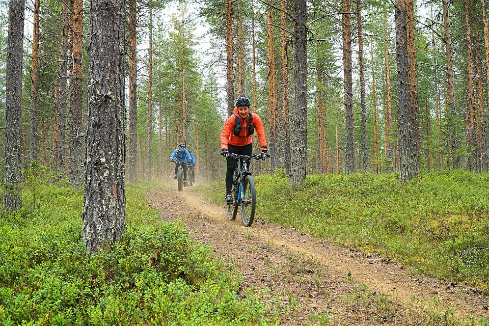 Skogscykelstigarna är på många ställen mycket fina att cykla på