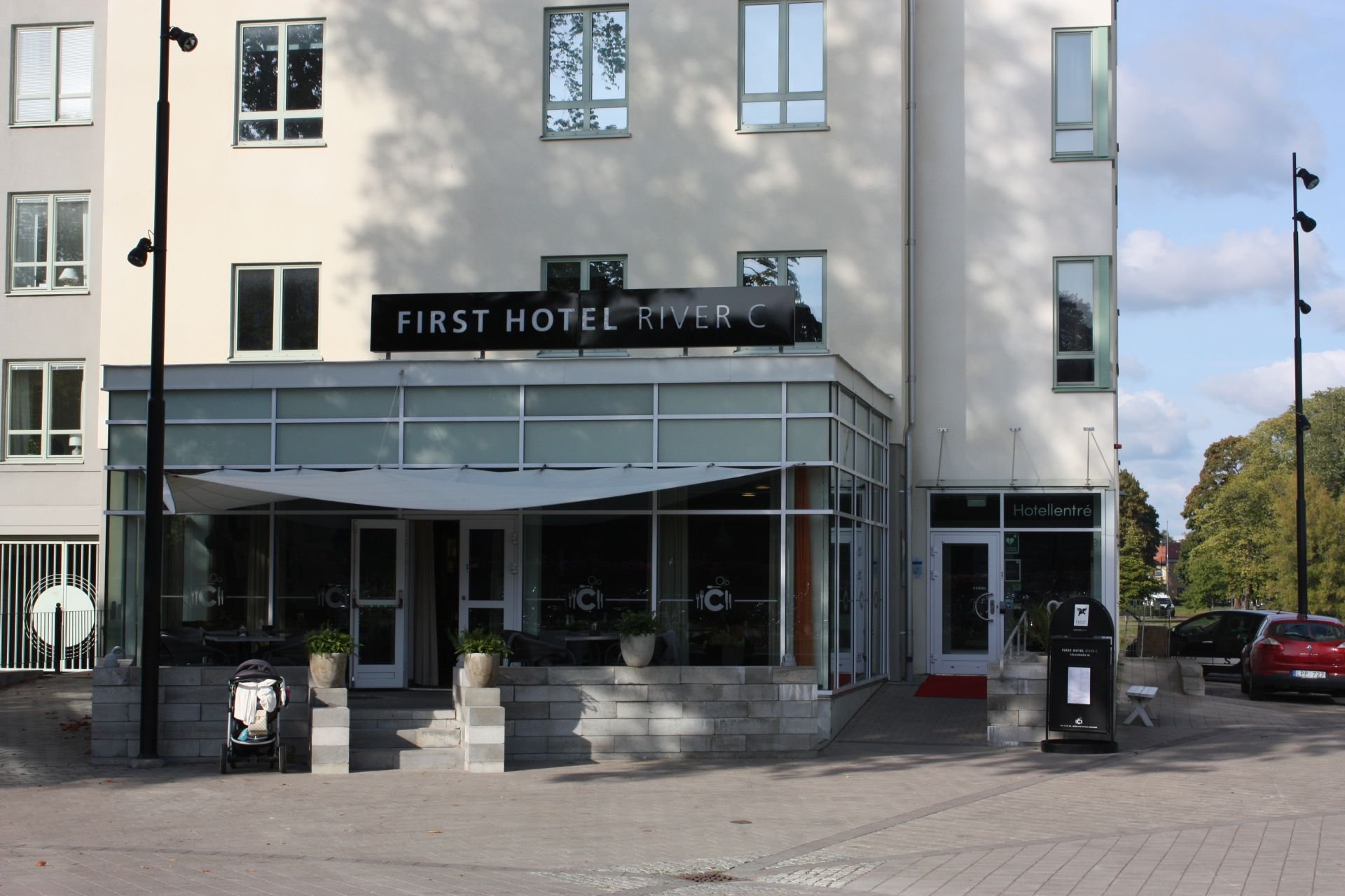 First Hotel River C