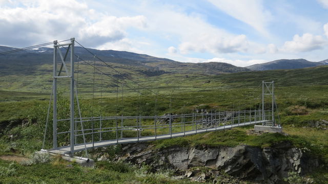 Suspension bridge Vássjájåhkå