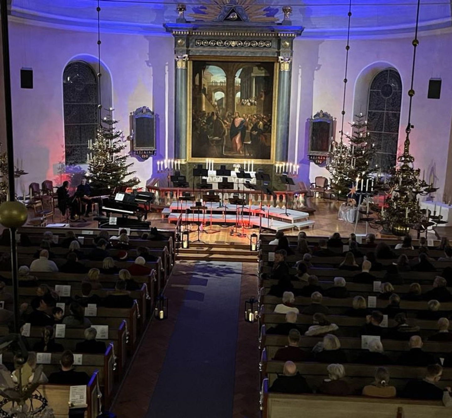 Interiör av Ölme Kyrka i Kristinehamns kommun