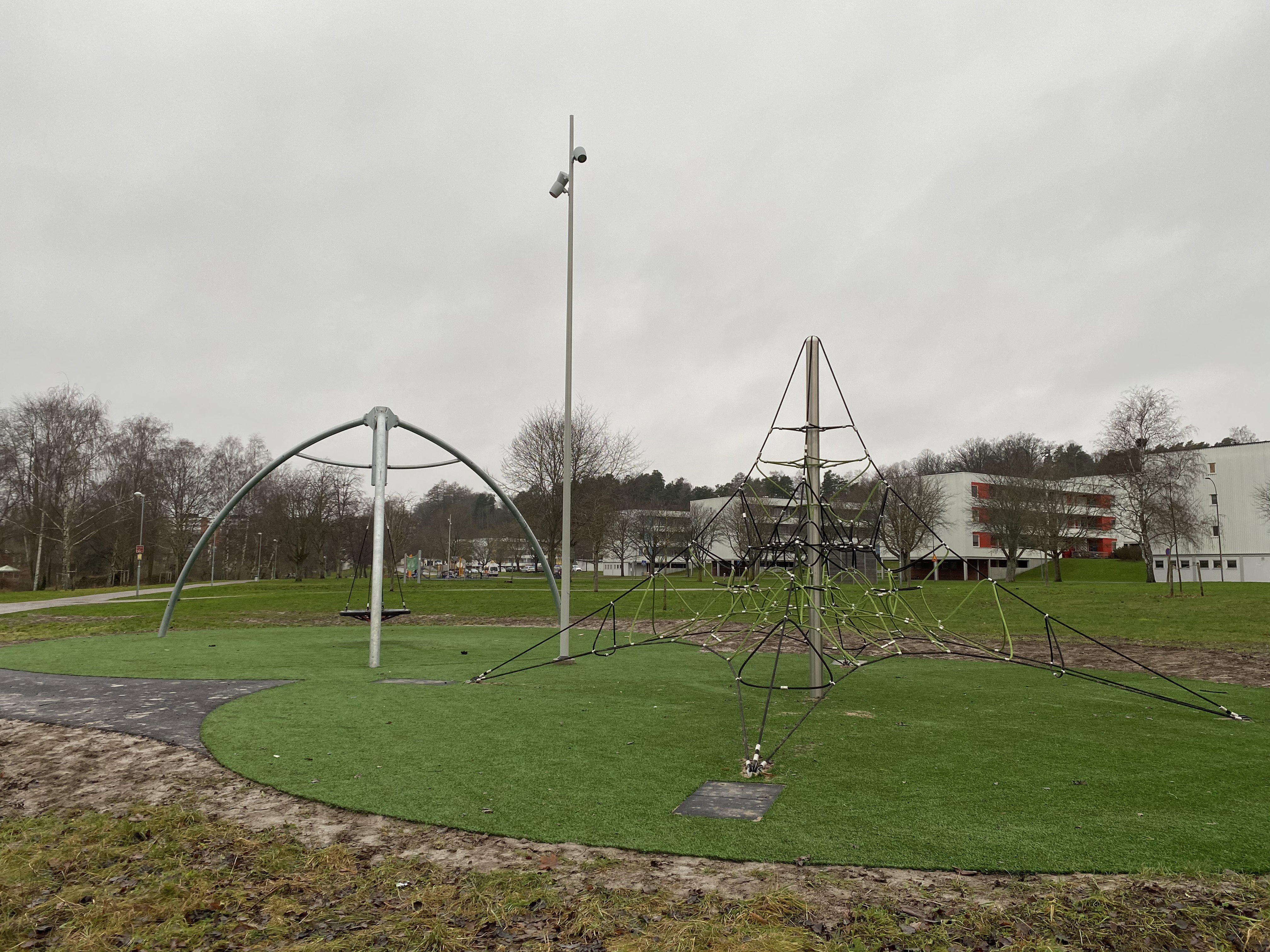 Prästgårdslidens lekplats för äldre barn — Naturkartan