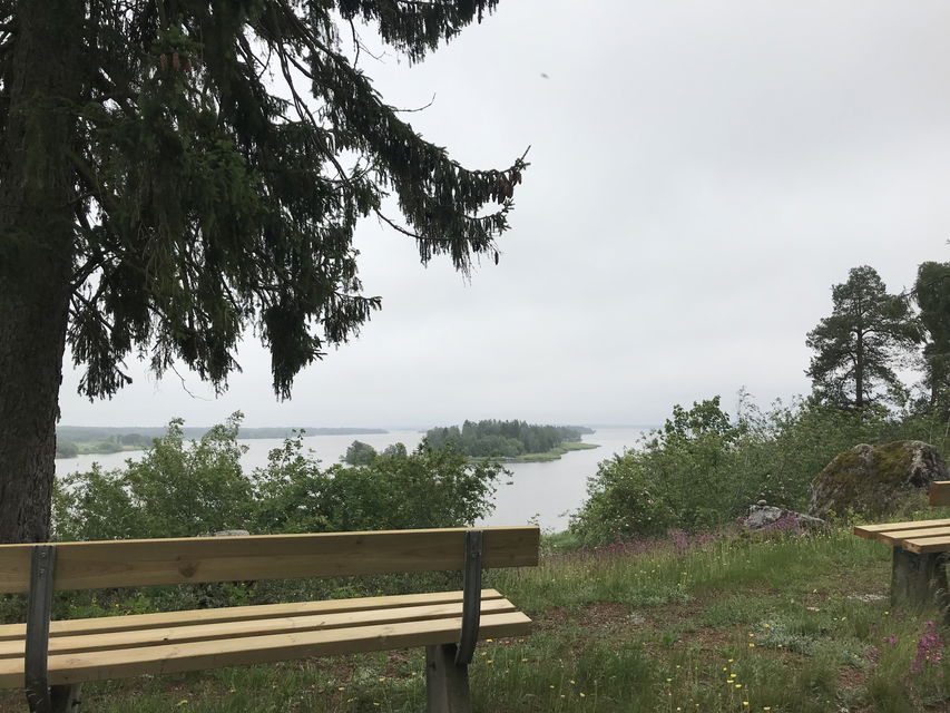 Bänkar på Köpingsåsen