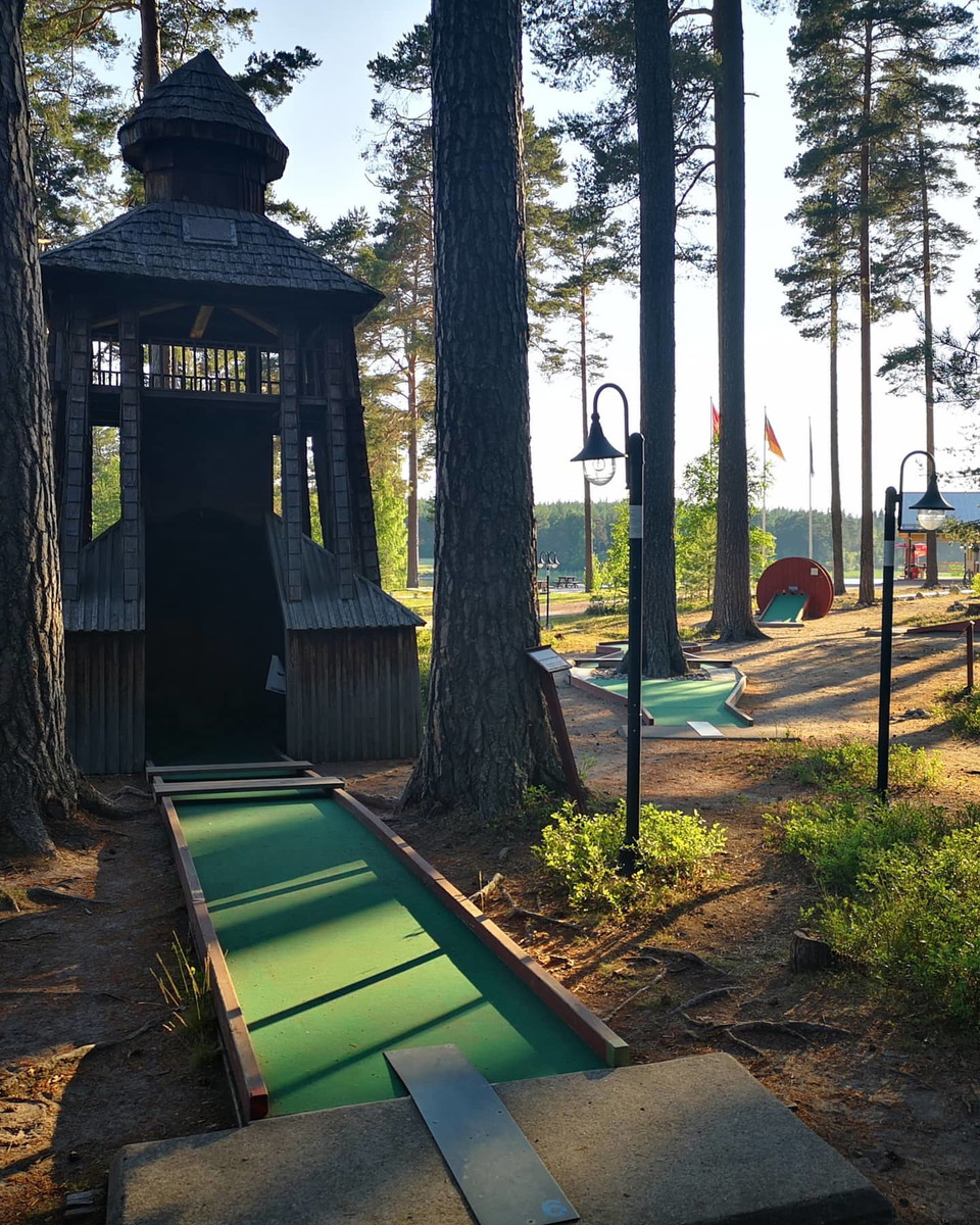 Äventyrs-minigolf