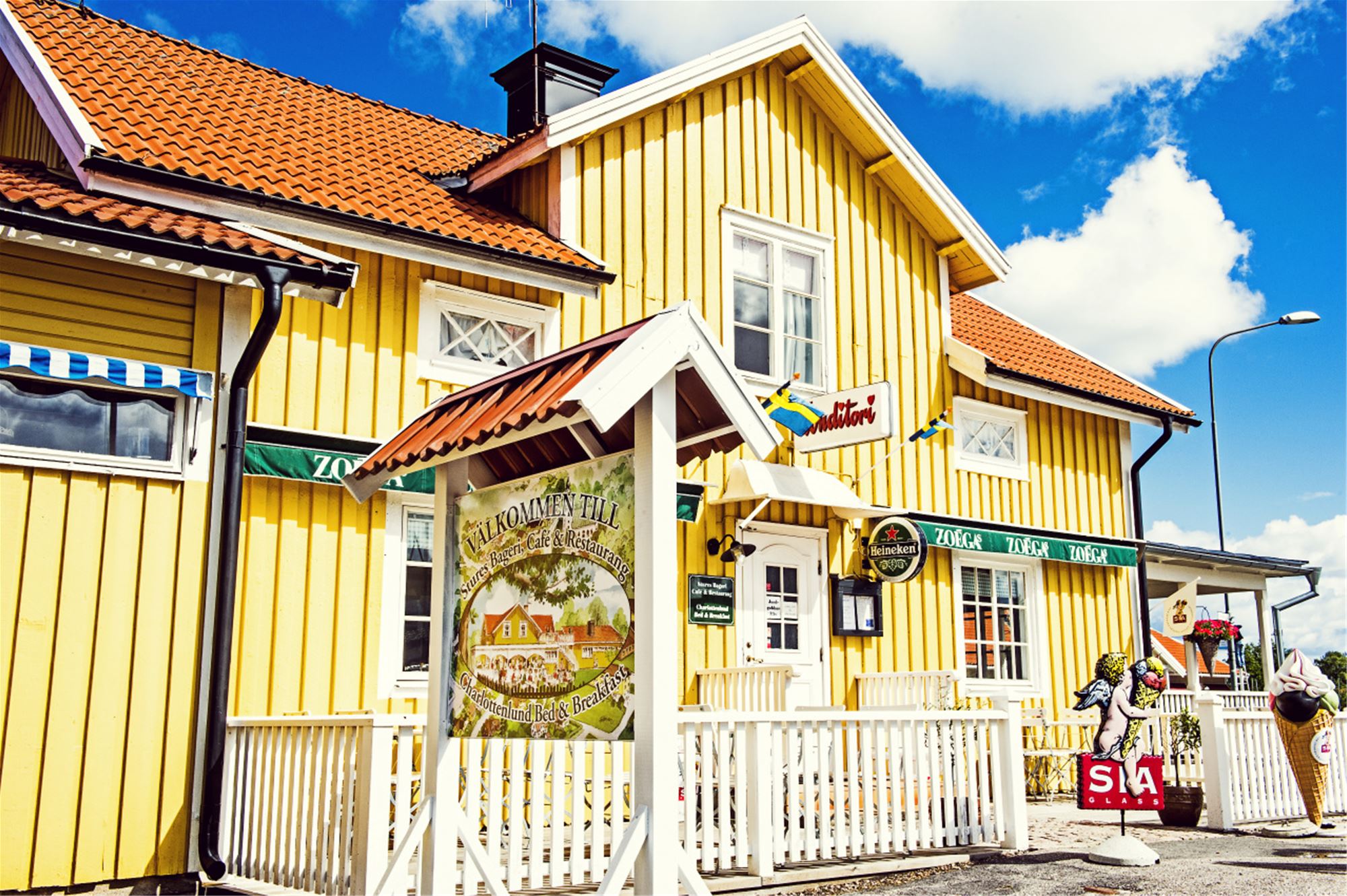 Charlottenlund Bed & Breakfast