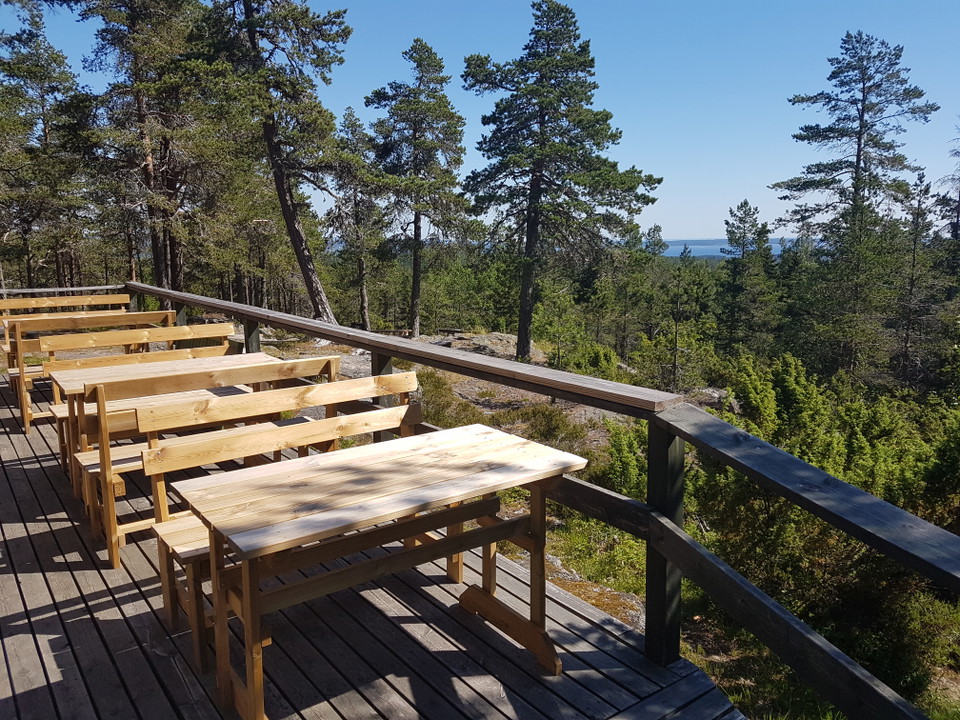 Uteplats vid Hovbergsstugan