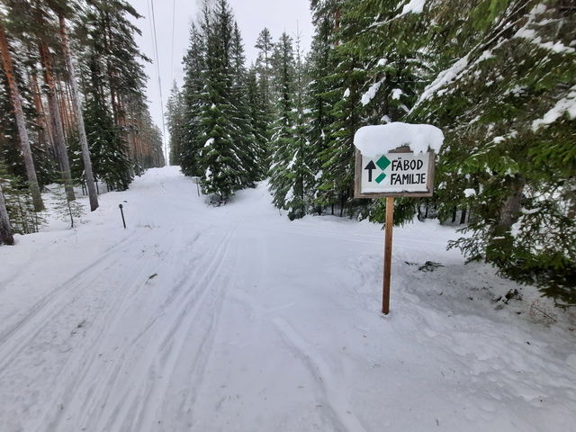 Fäbodslingan, 10.5 km, Skålsjögården