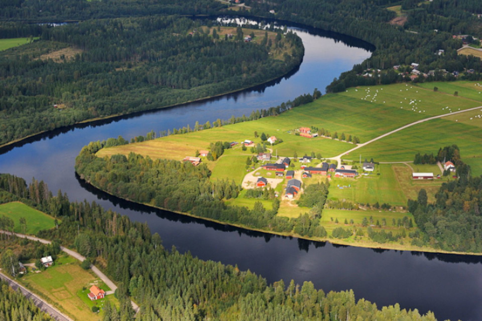 Klarälven med utsikt över Byn