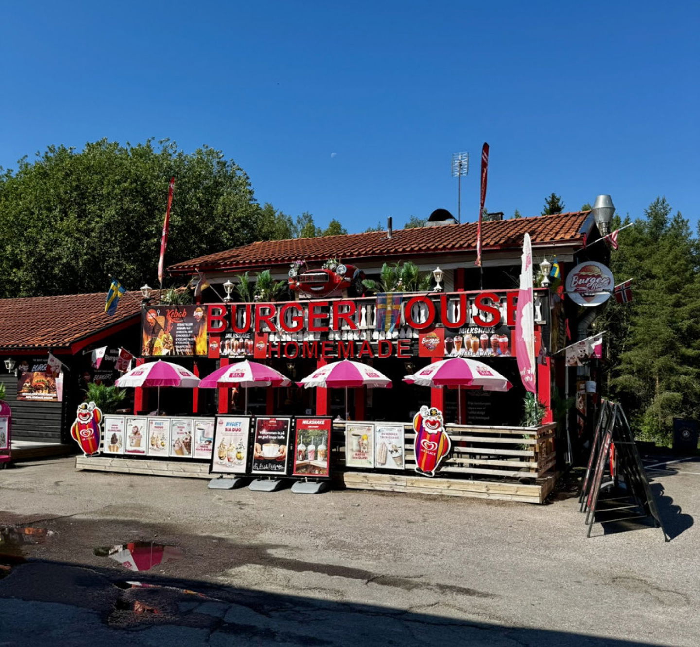 Exteriör av Burger House i Kristinehamns kommun