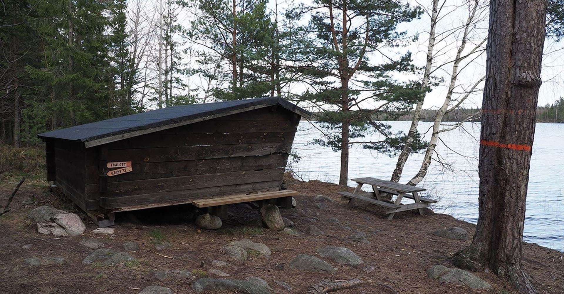 Vindskydd vid Lövsjön i Kolmården
Sträcka: Lövsjön-Säter
Norrköpings