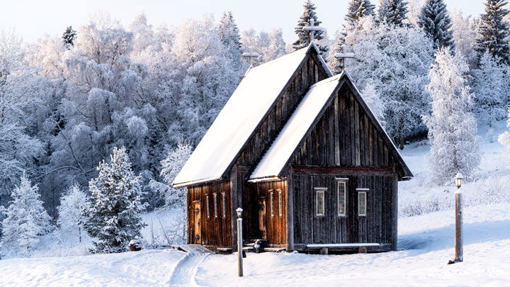 Hållandsgården - stavkyrka i vinter