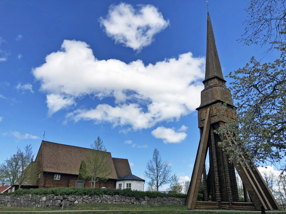 Pelarne Kyrka