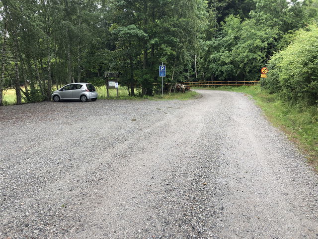 Entré och parkering, Korpberget