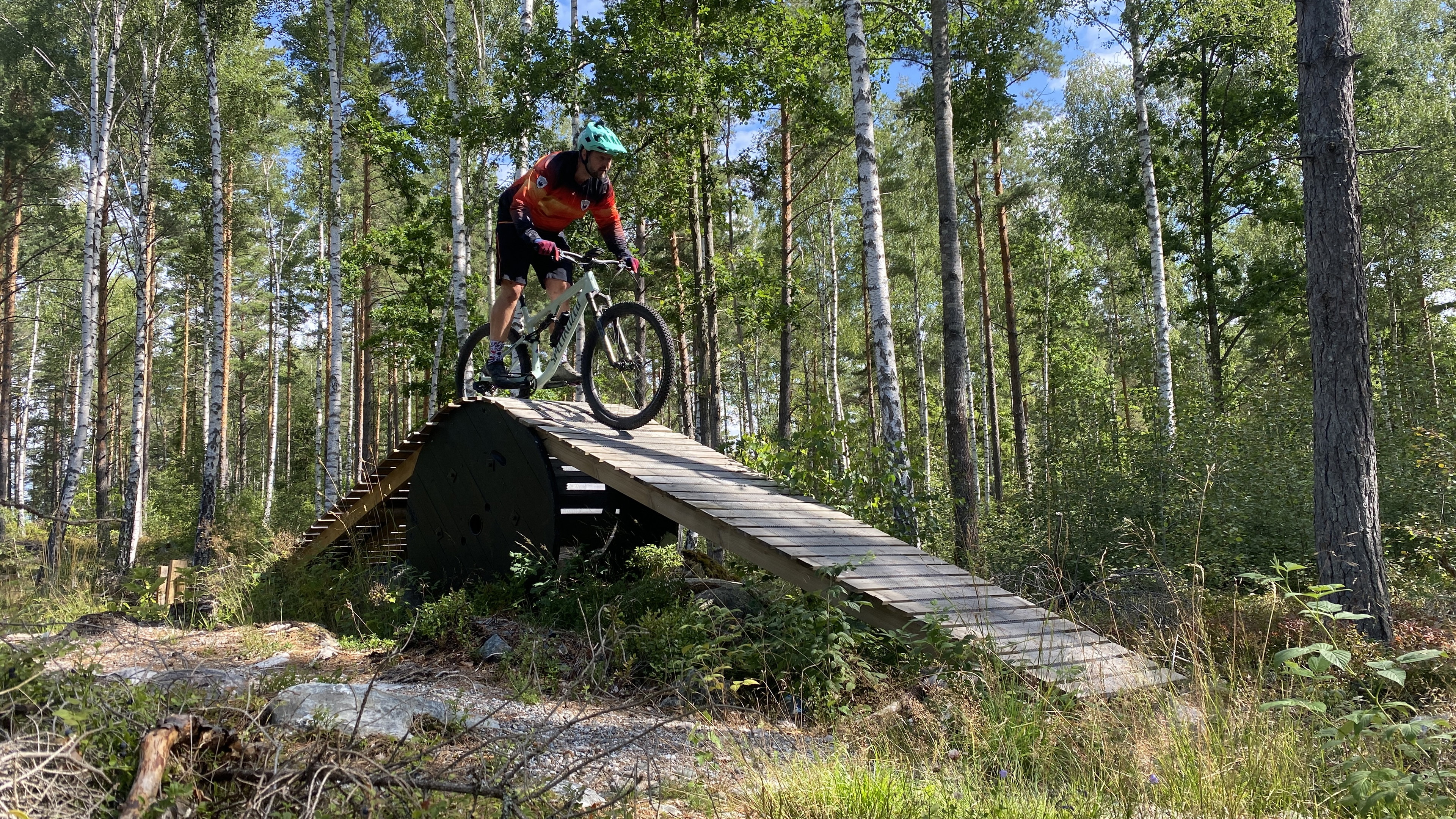Massor av konstruerade hinder