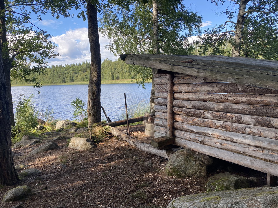 Vindskydd i Toftsjön Surahammar