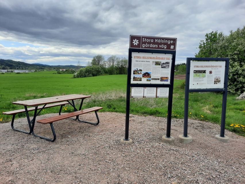 Rastplats med sjöutsikt