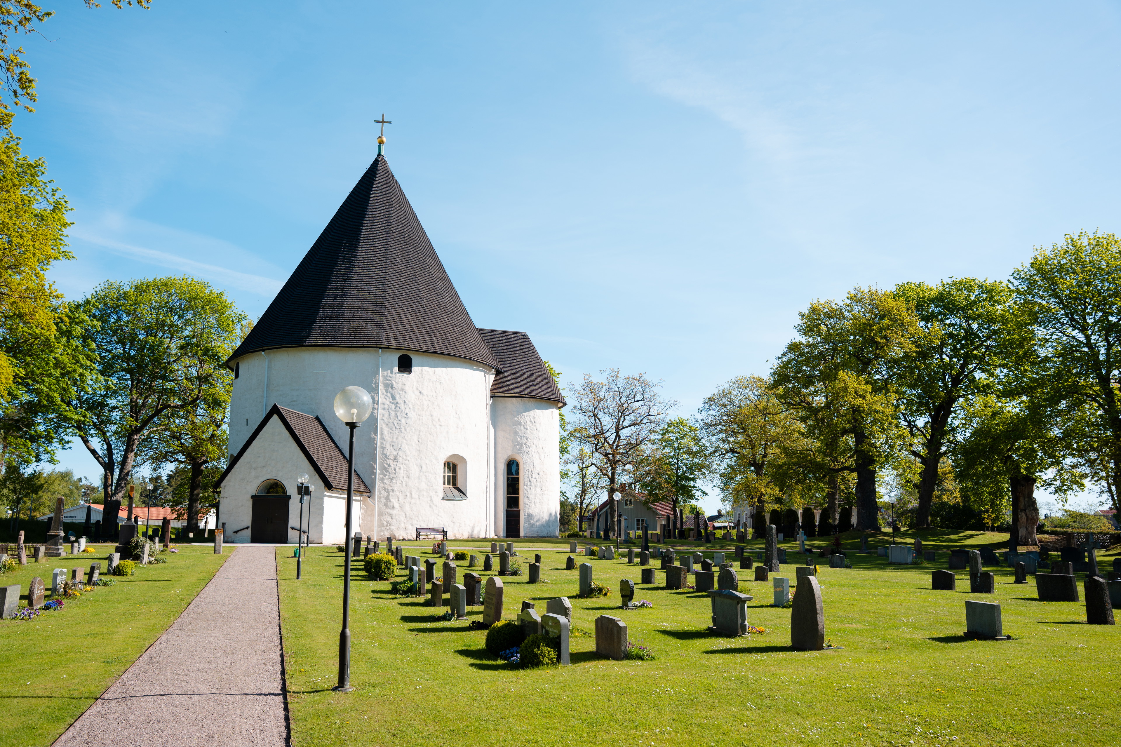 Hagby kyrka