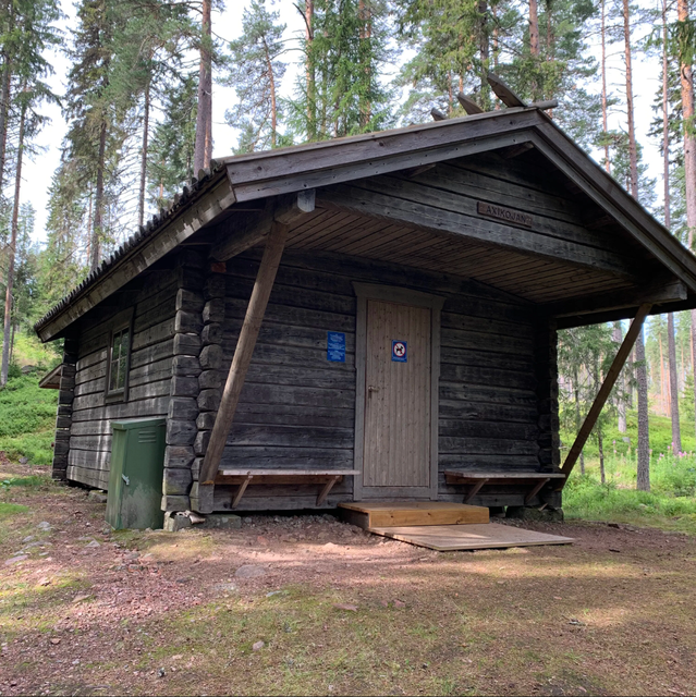 Axikojan, raststuga för övernattning i närheten av Oxbergssjön