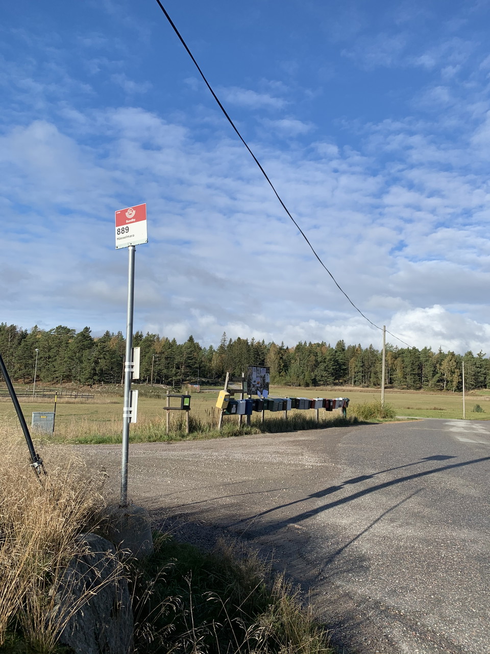Busshållplats Sundby, Ornö. 