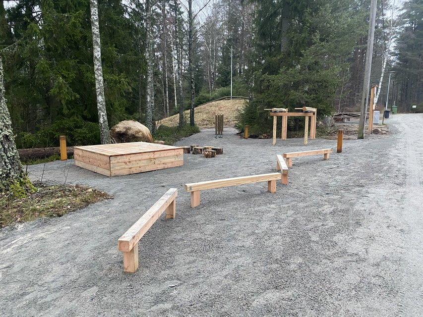 Intill elljusspåret