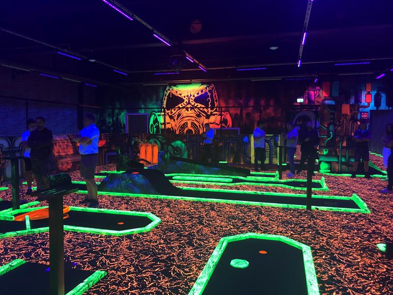 Sprett Minigolf Glow