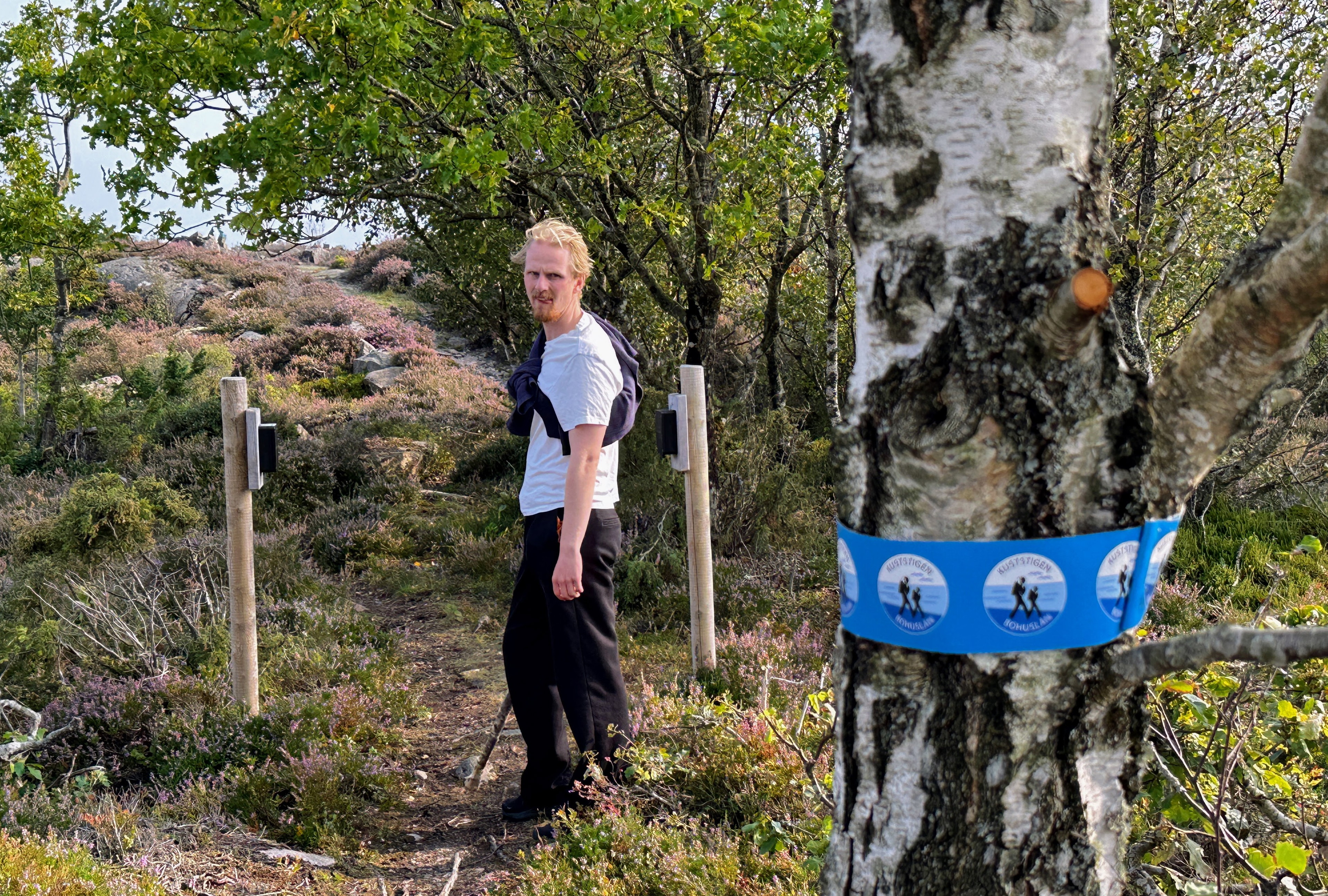 Västkuststiftelsen har satt upp fysiska besöksräknare längs med Kuststigen på Västkusten…