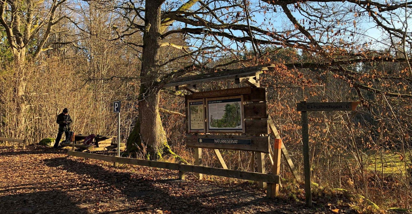Parkering vid Ekhultebergens naturreservat.
Etapper: Ekhultebergen rundslinga och Falerum - Rumma.
Åtvidaberg.