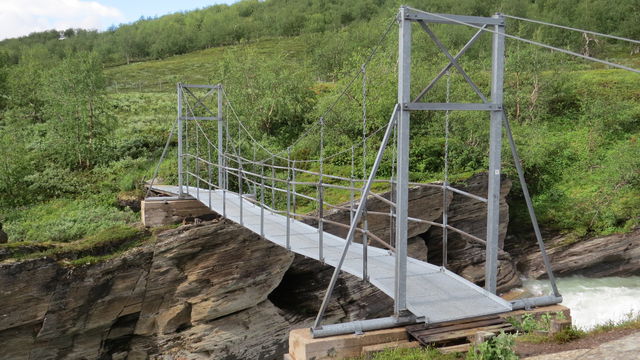 Suspension bridge Låddejåhkå