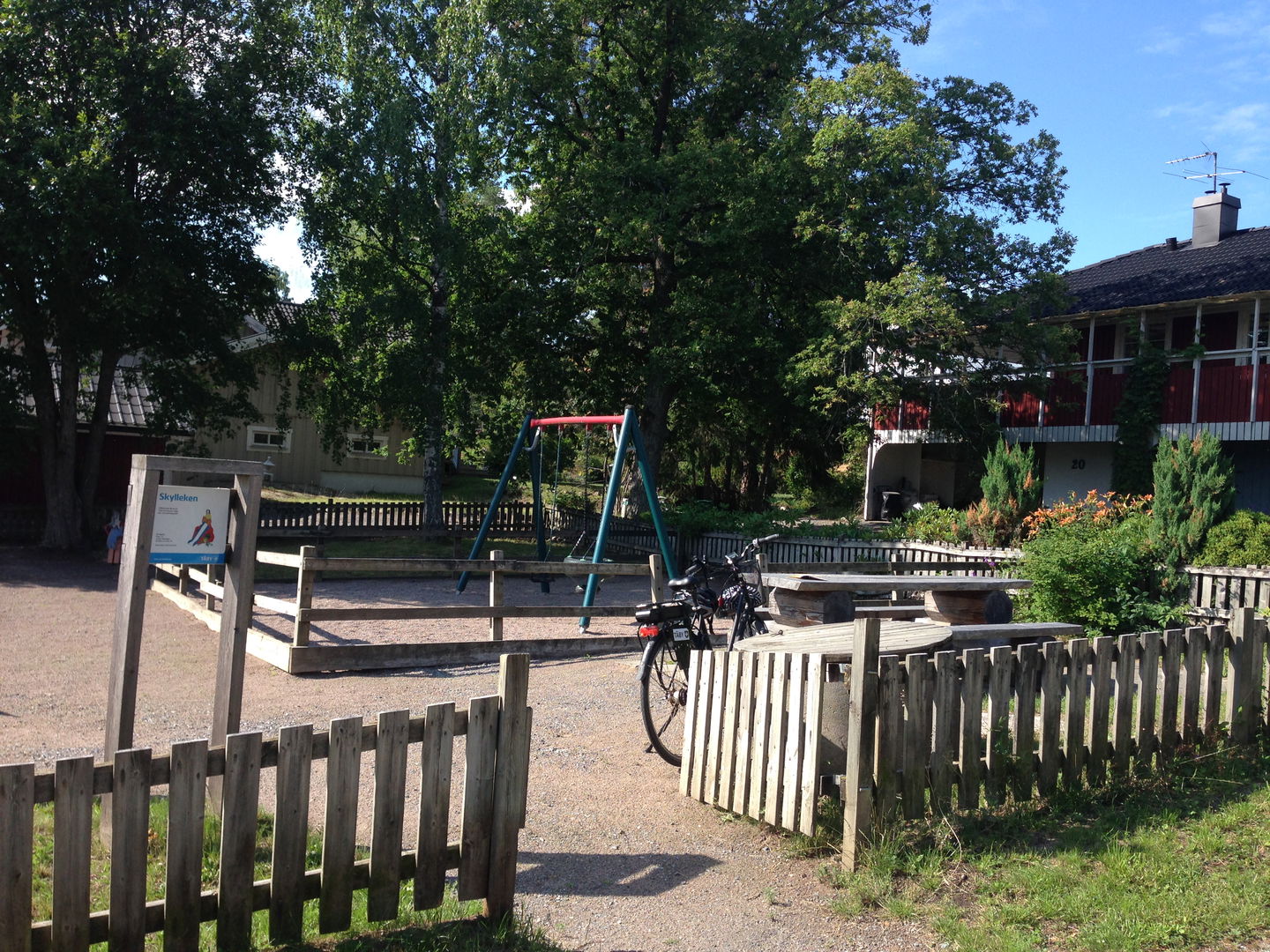 Liten inhägnad lek för de minsta