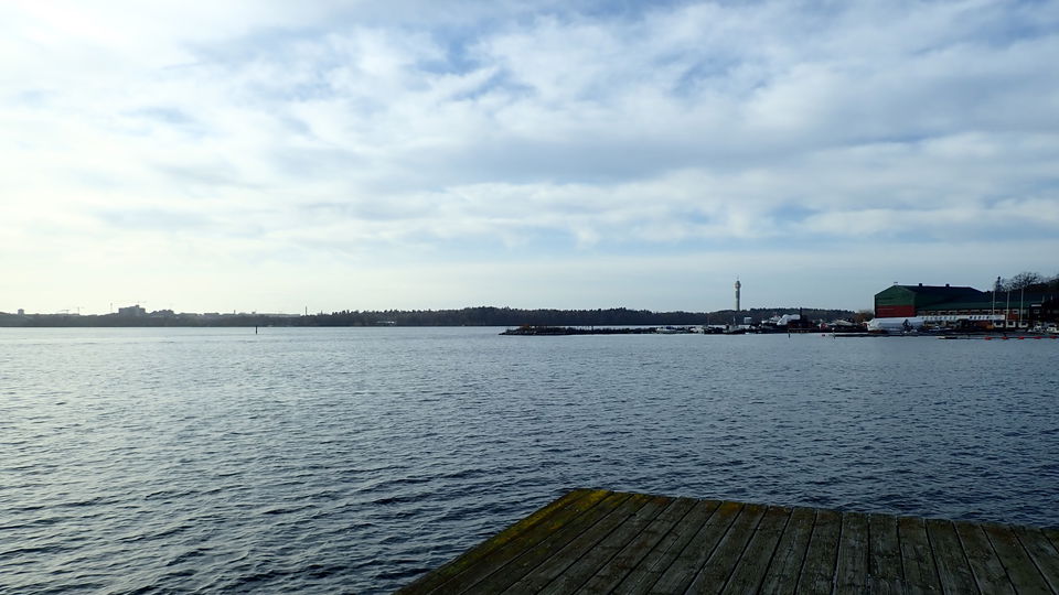 Utsikt västerut från Parkbryggan. Foto Lidingö stad