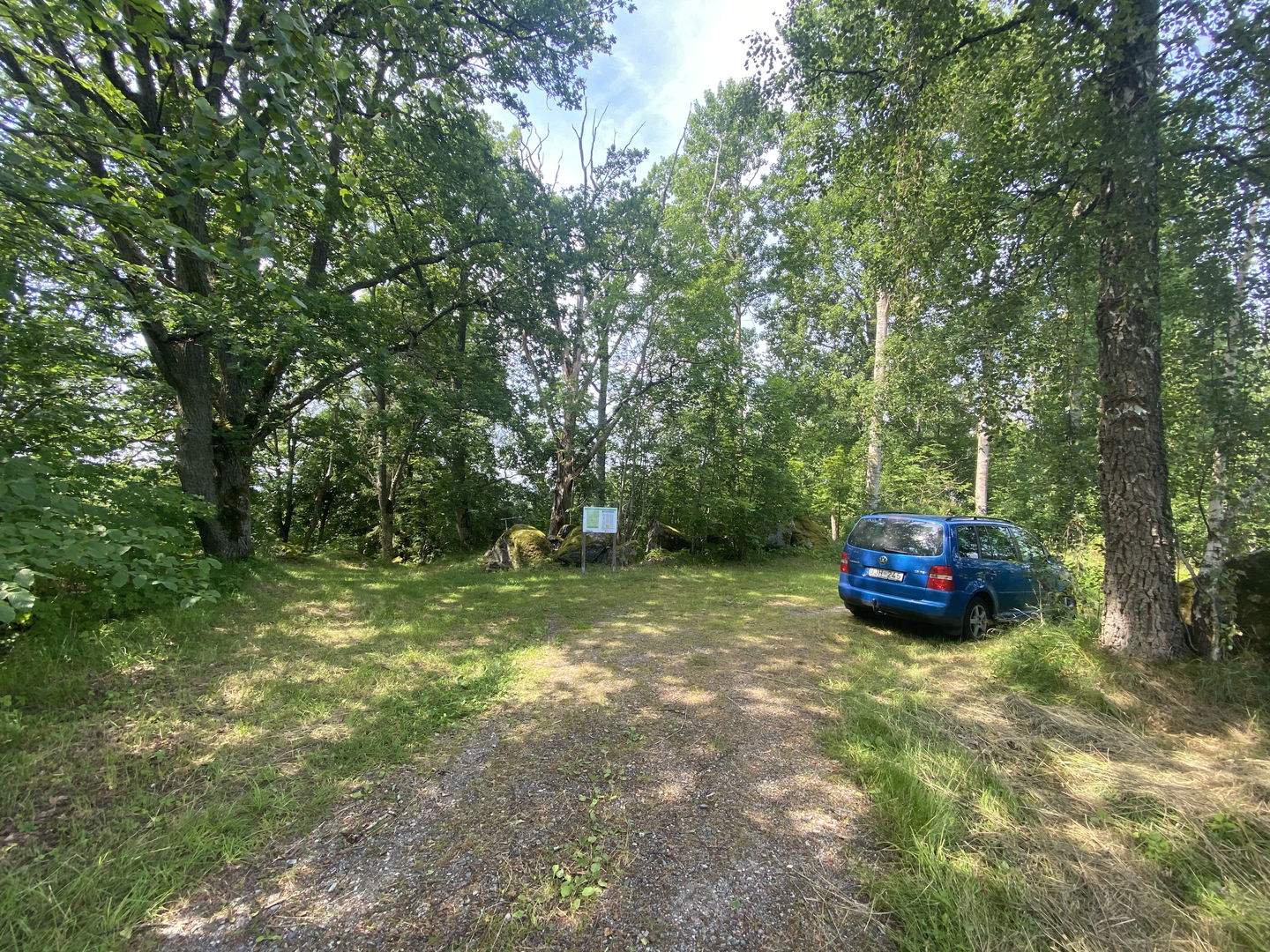Parkeringen ovanför isättningsplatsen