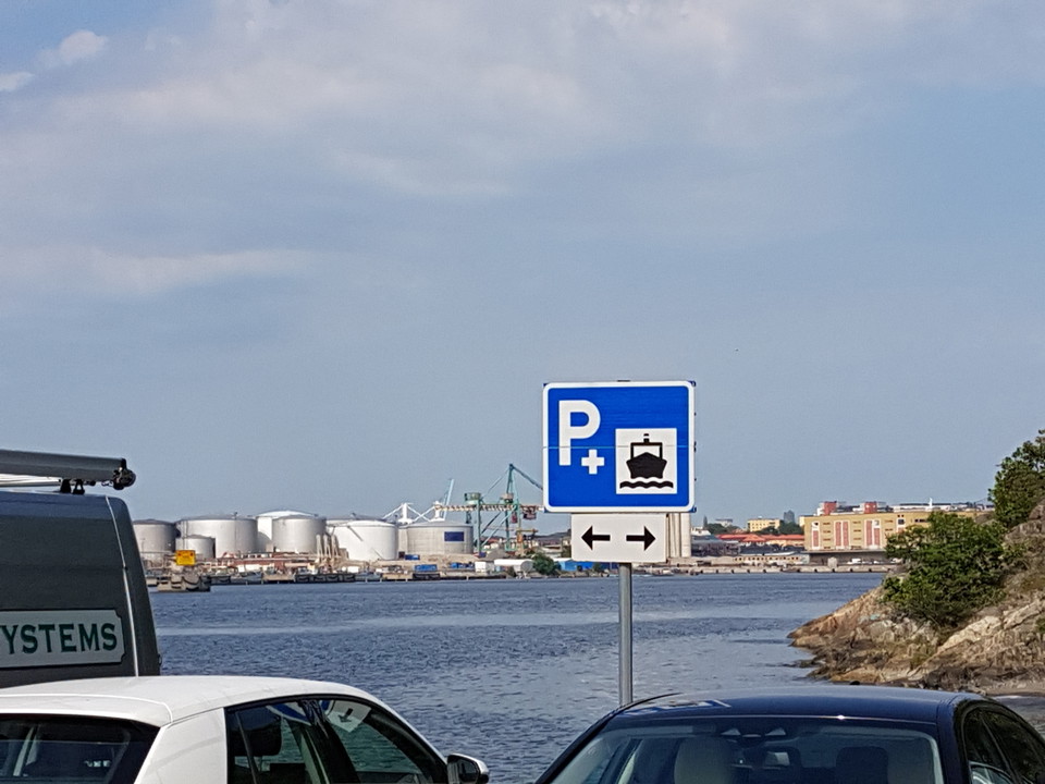Parkering på Larsbergskajen. Foto Lidingö stad.
