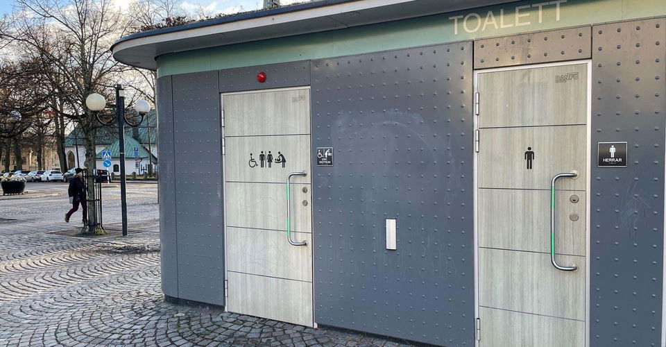 WC på Stora torget i Motala