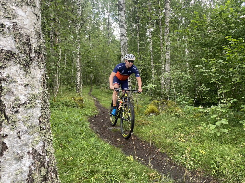 Den övervägande delen av Lista-spåret följer naturliga skogsstigar.